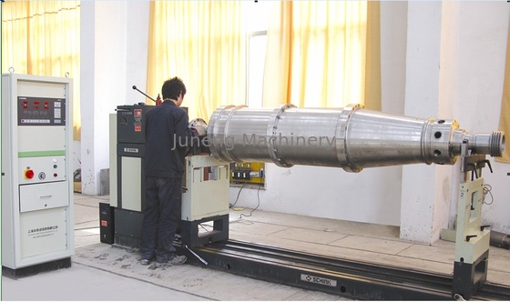 Horizontal decanter centrifugal used for clarification high concentrations of solid